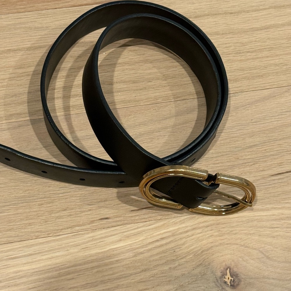 Elegant Black Leather Belt with Gold Buckle